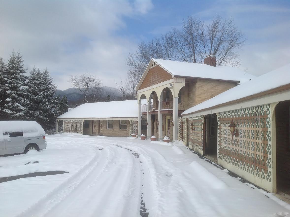 Plantation Motel Candler Extérieur photo